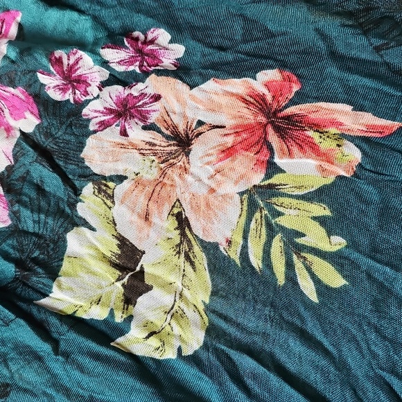 Express Wrap Beach Coverup - Picture 7 of 10